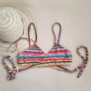 Reef Swimwear Surf Swim Bikini Criss-cross Front Tie Back Printed Swimsuit Top